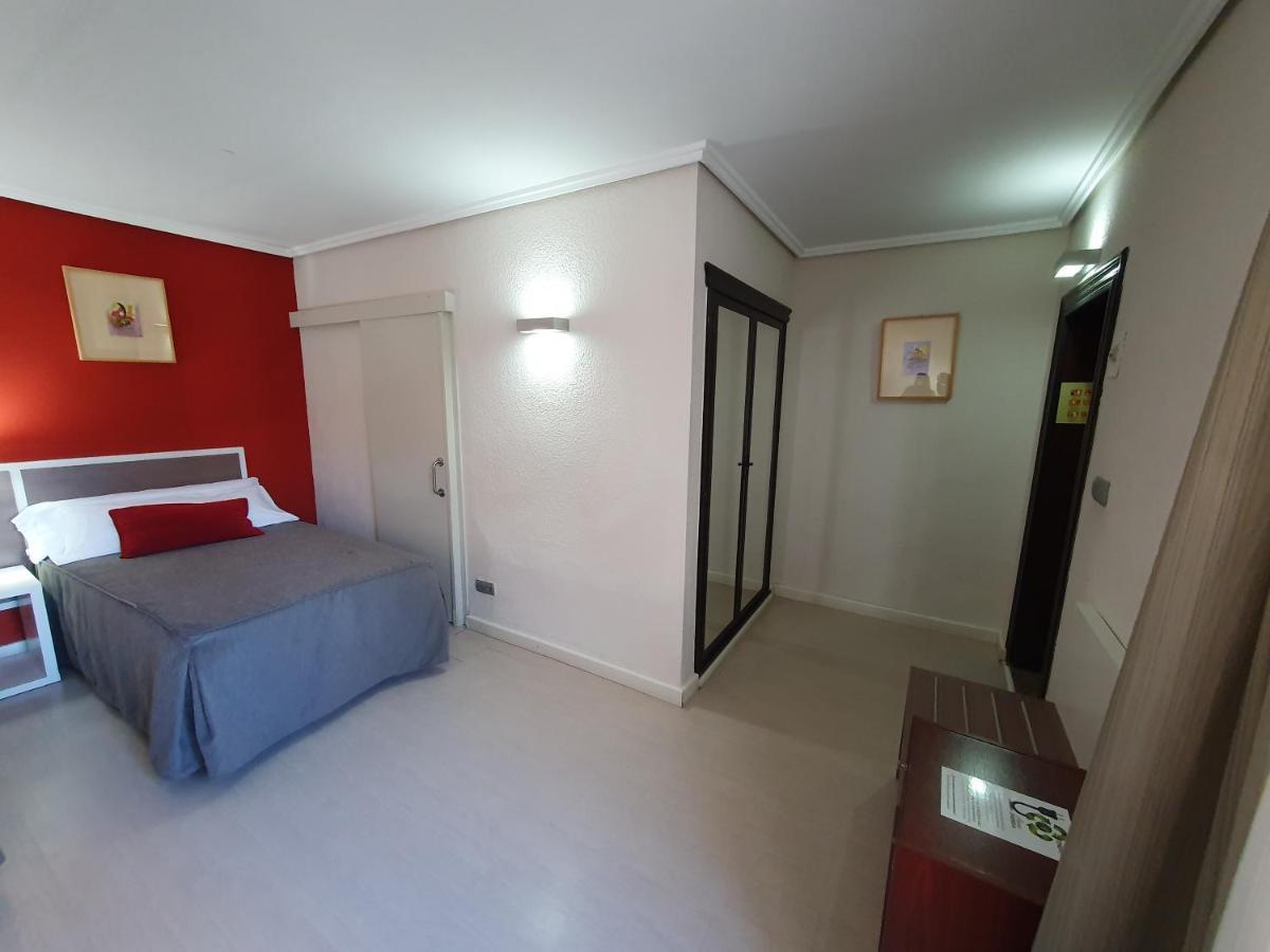 Hotel La Carreta Chiva Eksteriør bilde