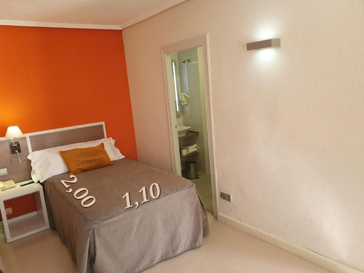 Hotel La Carreta Chiva Eksteriør bilde